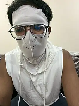 Snapshot of venky___ chatting on August 4, 2026, 7:33 am venky online show from August 4, 2026, 7:33 am