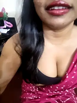 Snapshot of Cute_leeza chatting on August 8, 2026, 8:38 am Cute leeza online show from August 8, 2026, 8:38 am