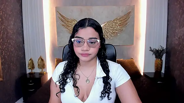 Snapshot of Celeste_luxe chatting on August 4, 2026, 11:24 am Celeste luxe online show from August 4, 2026, 11:24 am
