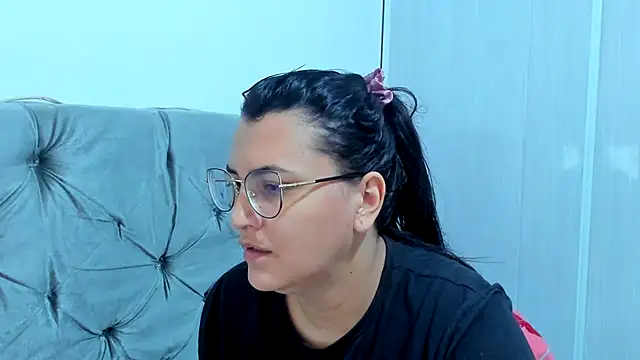 MARILYN GARCIA online show from January 22, 2025, 2:24 pm