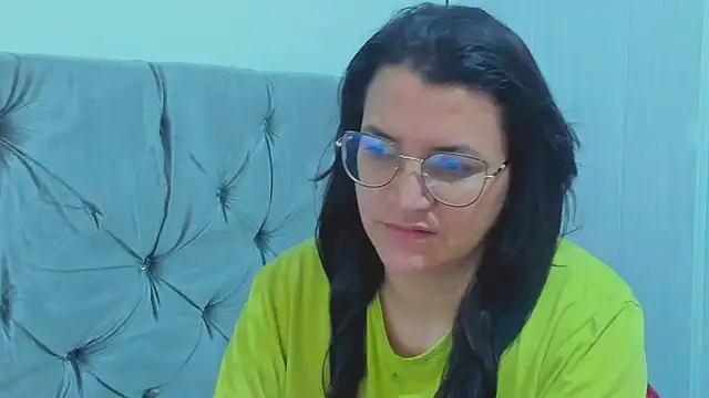 MARILYN GARCIA online show from January 26, 2025, 5:23 pm