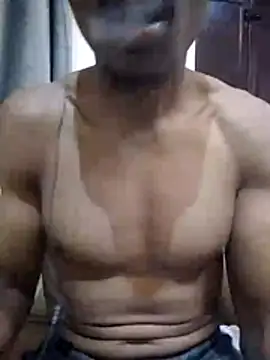 Snapshot of ExStormzy chatting on August 9, 2026, 1:18 am ExStormzy online show from August 9, 2026, 1:18 am