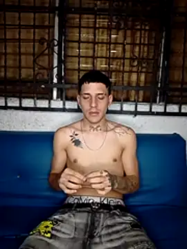 Snapshot of MaxHornyLatin chatting on August 7, 2026, 1:40 am MaxHornyLatin online show from August 7, 2026, 1:40 am