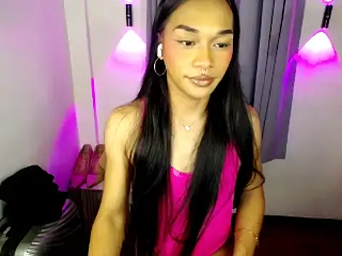 Snapshot of DestinyRose4u chatting on August 6, 2026, 8:22 pm DestinyRose4u online show from August 6, 2026, 8:22 pm