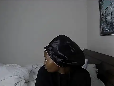 Snapshot of nite_nurse12 chatting on August 8, 2026, 6:04 am nite nurse12 online show from August 8, 2026, 6:04 am