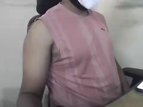 Snapshot of xham_tamil1 chatting on August 10, 2026, 5:00 am xham tamil1 online show from August 10, 2026, 5:00 am