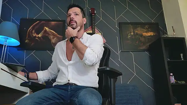 ChrisKox online show from October 24, 2025, 6:37 pm