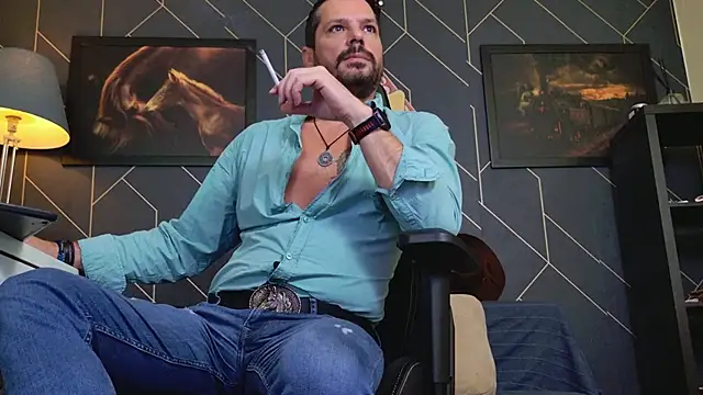 ChrisKox online show from November 2, 2025, 5:10 am