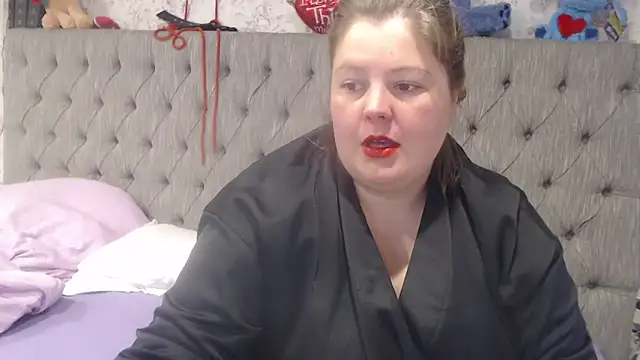 Snapshot of BootyLola chatting on April 25, 2026, 11:24 am BootyLola online show from April 25, 2026, 11:24 am