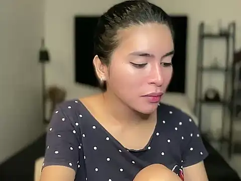 your bianca69 online show from December 22, 2025, 11:02 pm