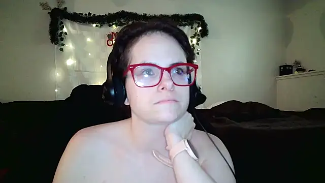 JessaBella online show from November 18, 2025, 4:22 pm