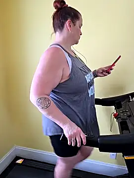 Snapshot of onlyhotbbw75 chatting on February 4, 2026, 2:56 pm onlyhotbbw75 online show from February 4, 2026, 2:56 pm