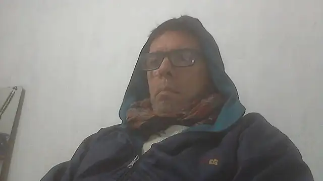 Snapshot of el_principe_hot chatting on April 6, 2026, 5:08 am el principe hot online show from April 6, 2026, 5:08 am
