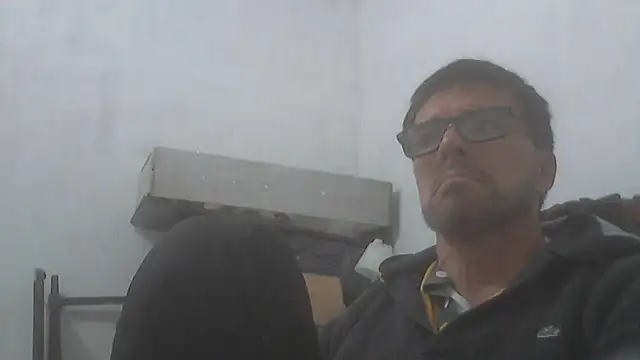 Snapshot of el_principe_hot chatting on April 15, 2026, 3:13 am el principe hot online show from April 15, 2026, 3:13 am