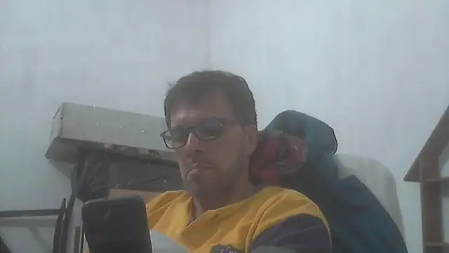 Snapshot of el_principe_hot chatting on April 16, 2026, 4:57 am el principe hot online show from April 16, 2026, 4:57 am