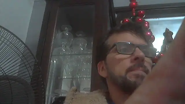 Snapshot of el_principe_hot chatting on May 8, 2026, 1:33 am el principe hot online show from May 8, 2026, 1:33 am