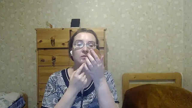 Smart Rose online show from February 10, 2025, 3:32 pm