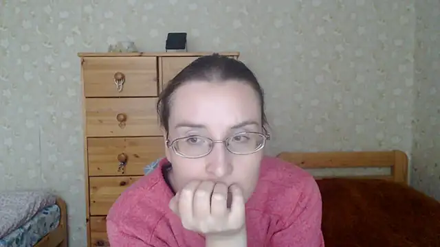 Smart Rose online show from March 19, 2025, 3:08 pm