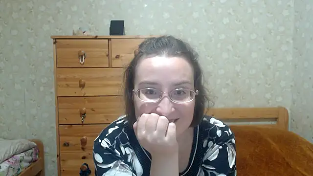 Smart Rose online show from October 5, 2025, 2:37 pm