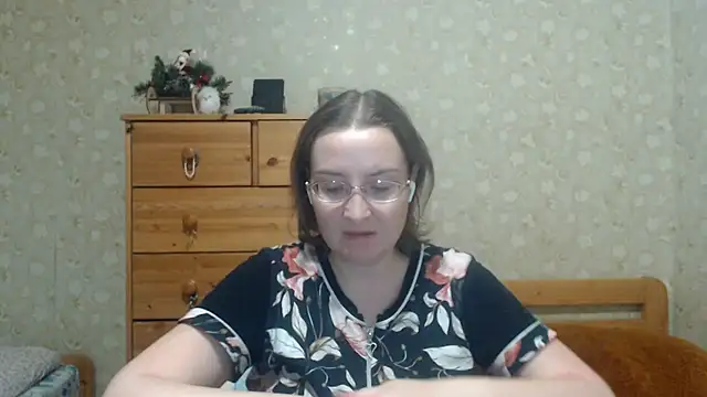 Smart Rose online show from February 1, 2026, 1:42 pm