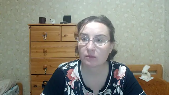 Smart Rose online show from March 4, 2026, 6:58 pm