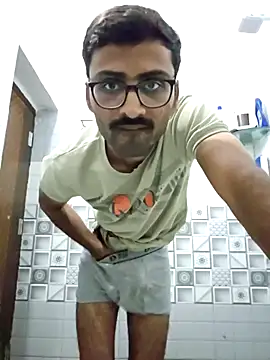 Snapshot of krishna8035 chatting on November 26, 2025, 11:44 am krishna8035 online show from November 26, 2025, 11:44 am