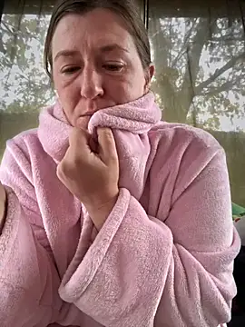 Natali UA online show from October 19, 2025, 6:14 am