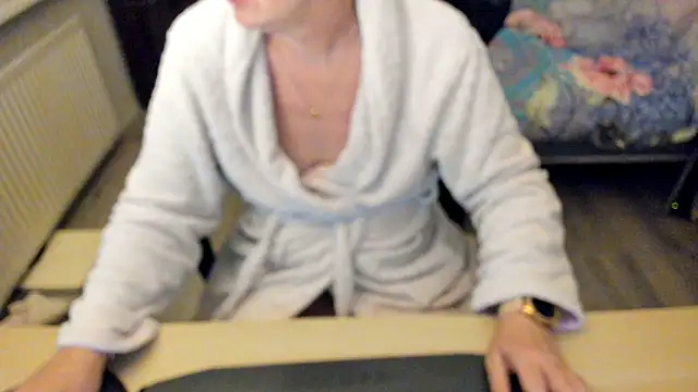 Snapshot of minoesje37 chatting on January 20, 2025, 8:29 pm minoesje37 online show from January 20, 2025, 8:29 pm