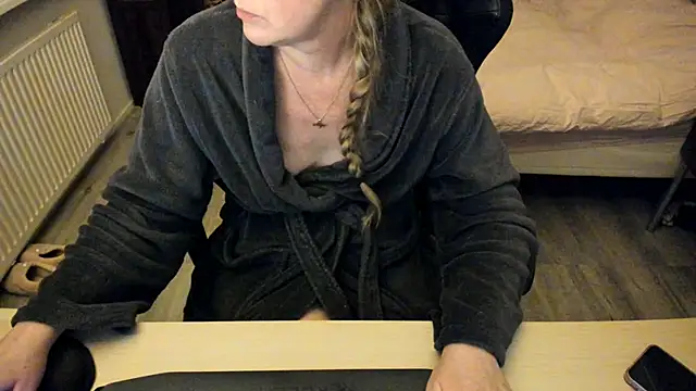 Snapshot of minoesje37 chatting on February 3, 2025, 8:46 pm minoesje37 online show from February 3, 2025, 8:46 pm