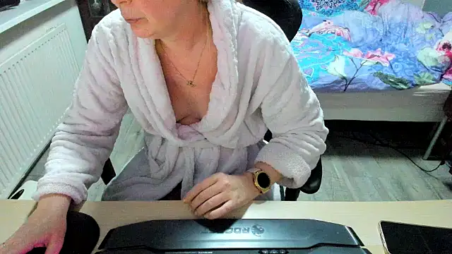 Snapshot of minoesje37 chatting on March 3, 2025, 8:43 pm minoesje37 online show from March 3, 2025, 8:43 pm