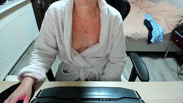 Snapshot of minoesje37 chatting on March 11, 2025, 8:31 pm minoesje37 online show from March 11, 2025, 8:31 pm