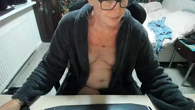 Snapshot of minoesje37 chatting on September 15, 2025, 7:36 pm minoesje37 online show from September 15, 2025, 7:36 pm