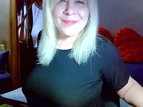 Snapshot of AgoniA7 chatting on April 26, 2026, 3:32 pm AgoniA7 online show from April 26, 2026, 3:32 pm