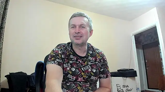 SanFrantsisko online show from October 13, 2025, 9:37 pm