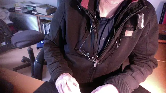 outlaw200 online show from December 19, 2024, 11:39 am