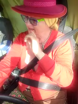 MucMilf59 online show from March 25, 2026, 12:44 pm