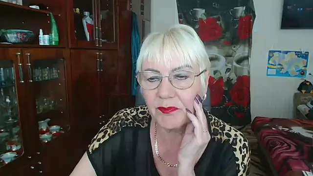 Snapshot of JenaCheim chatting on May 4, 2026, 6:53 am JenaCheim online show from May 4, 2026, 6:53 am