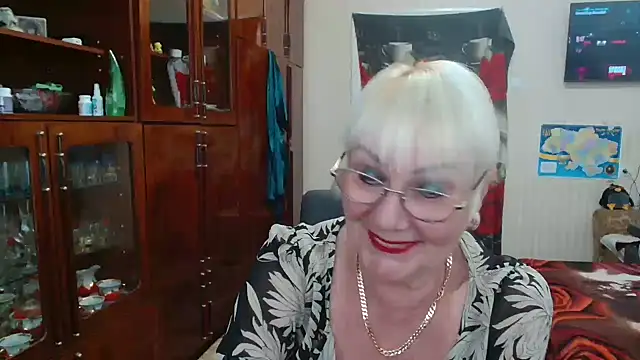 Snapshot of JenaCheim chatting on May 14, 2026, 5:47 am JenaCheim online show from May 14, 2026, 5:47 am