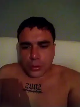 E f online show from December 20, 2025, 3:52 pm