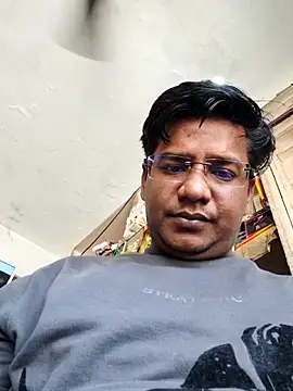 ankit5t5 online show from May 19, 2026, 6:09 am
