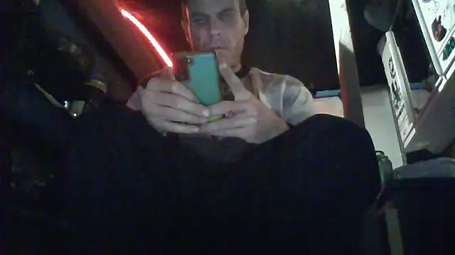 Snapshot of 415cali925 chatting on December 4, 2025, 2:48 pm 415cali925 online show from December 4, 2025, 2:48 pm