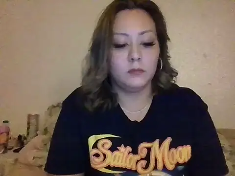 YOUNGFLICKA online show from November 21, 2025, 4:55 am