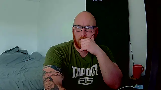 Snapshot of Tilerdadbod chatting on May 20, 2026, 2:45 pm Tilerdadbod online show from May 20, 2026, 2:45 pm