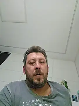 ktmtom247 online show from October 15, 2025, 3:12 pm