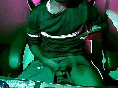 FriskyGender online show from October 13, 2025, 5:13 pm