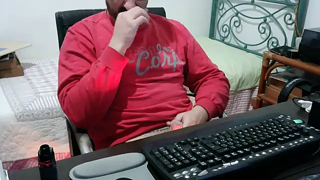 Snapshot of Italian_dark_desire chatting on December 14, 2025, 6:01 pm Italian dark desire online show from December 14, 2025, 6:01 pm