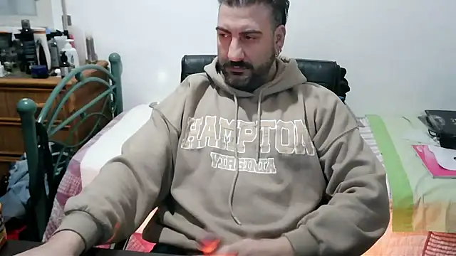 Italian dark desire online show from February 16, 2026, 11:28 am