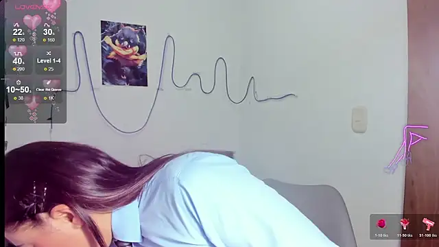 Snapshot of ReyleDoll chatting on February 6, 2026, 9:18 pm ReyleDoll online show from February 6, 2026, 9:18 pm