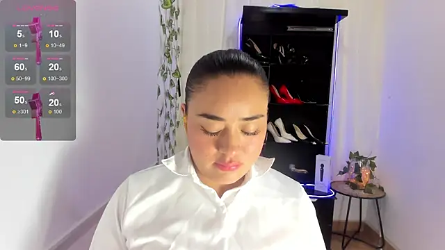 ReyleDoll online show from March 13, 2026, 10:16 pm