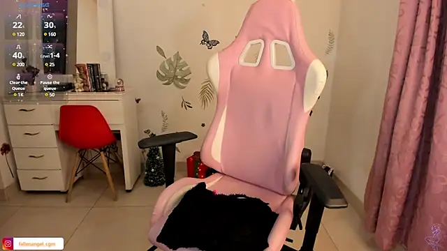 Fallengangel online show from December 17, 2024, 10:55 am